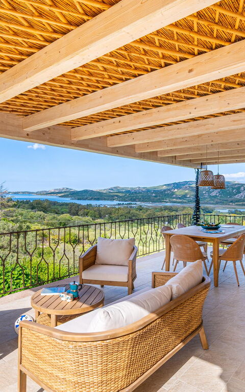 Villa Zephyros: Ansichten, Außen, Balkon / Terrasse / Patio, Draussen