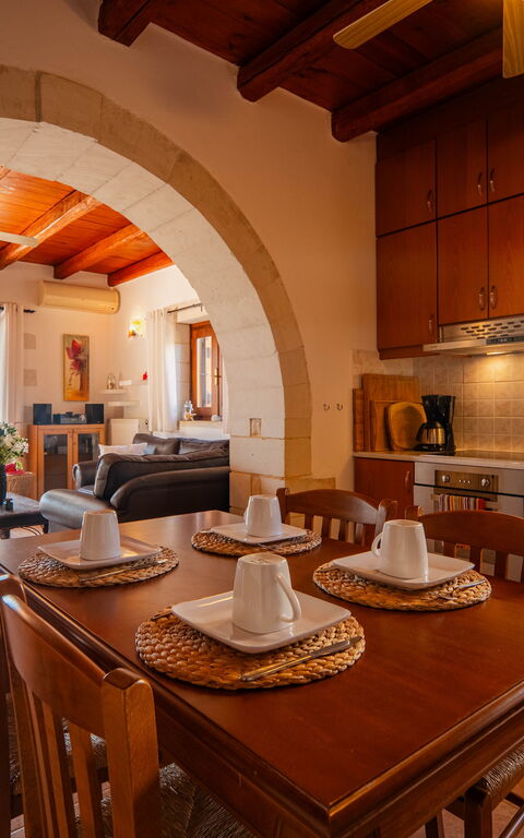 Villa Pi: Esszimmer, Küche