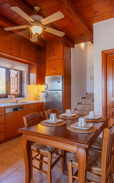 Villa Pi: Esszimmer, Küche