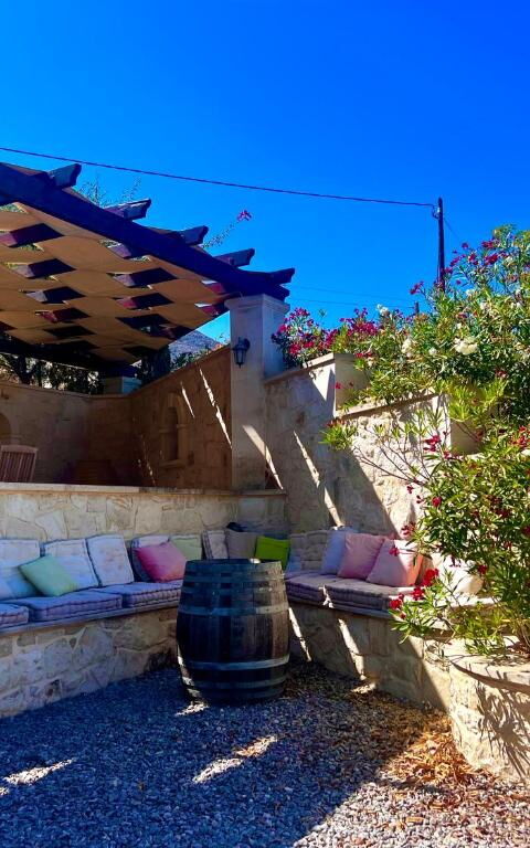 Villa Pi: Außen, Balkon / Terrasse / Patio, Draussen