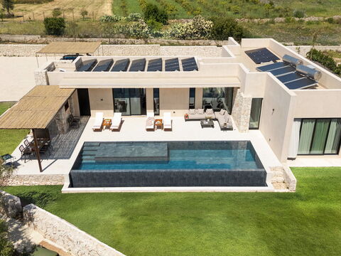 Eos Villa