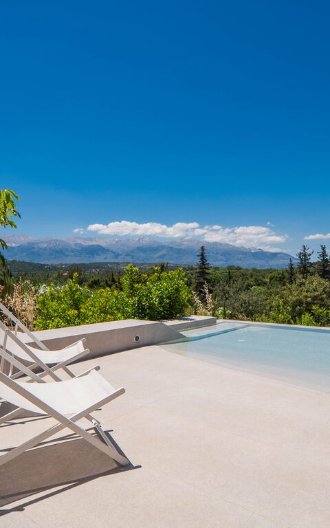 Villa Melia: Draussen, Schwimmbad
