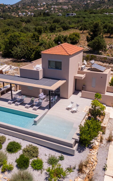 Villa Melia: Außen, Draussen, Schwimmbad