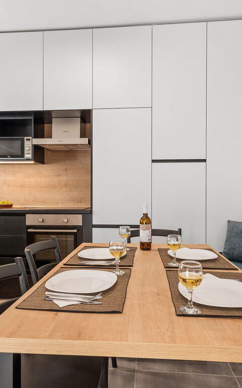 Villa Melia: Esszimmer, Küche