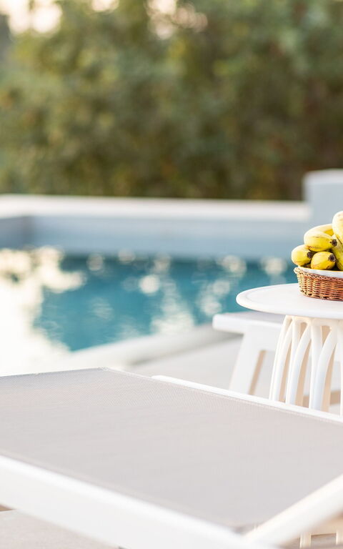 Villa Melia: Außen, Draussen, Schwimmbad