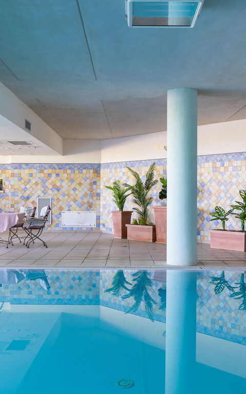 Villa Belvedere San Bartolo: Schwimmbad