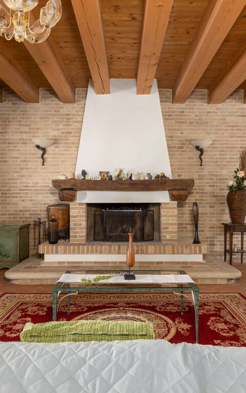 Villa Belvedere San Bartolo: Wohnzimmer