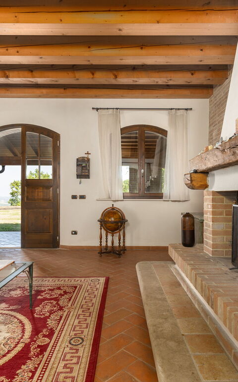 Villa Belvedere San Bartolo: Wohnzimmer