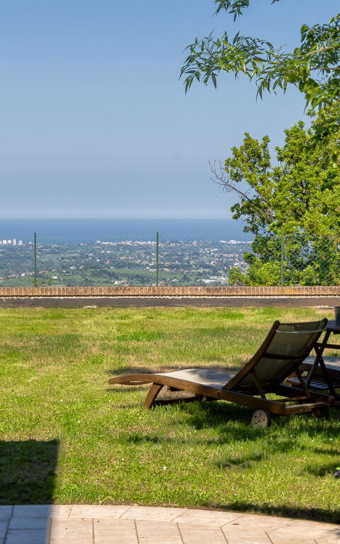 Villa Belvedere San Bartolo: Ansichten, Außen, Draussen, Garten