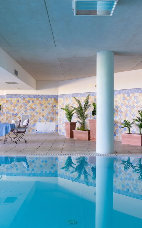 Villa Belvedere San Bartolo: Schwimmbad