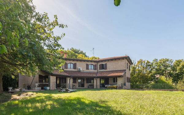 Villa Belvedere San Bartolo: Außen, Draussen, Garten