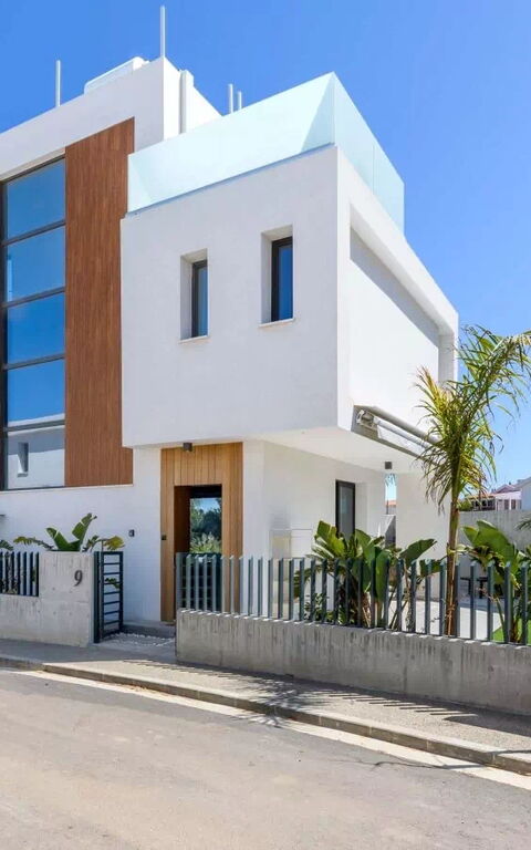 By the Beach - Royal Sapphire Villa: Haupteingang