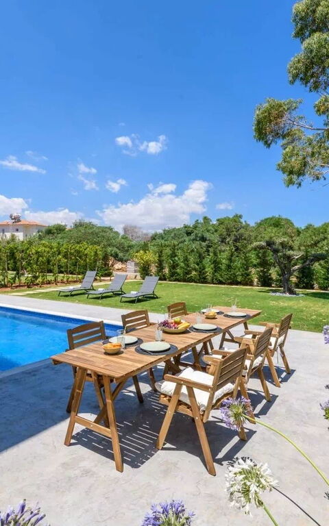 By the Beach - Sea Pearl Villa: Außen, Draussen, Garten, Schwimmbad