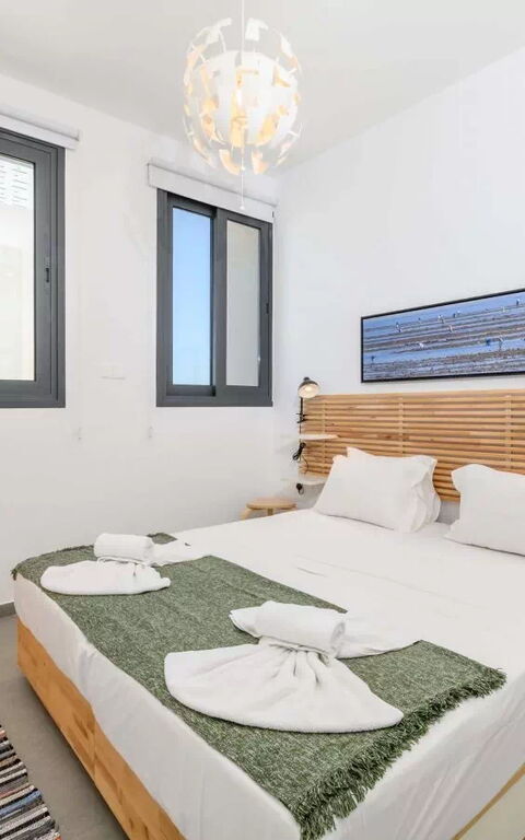 By the Beach - Sea Pearl Villa: Schlafzimmer
