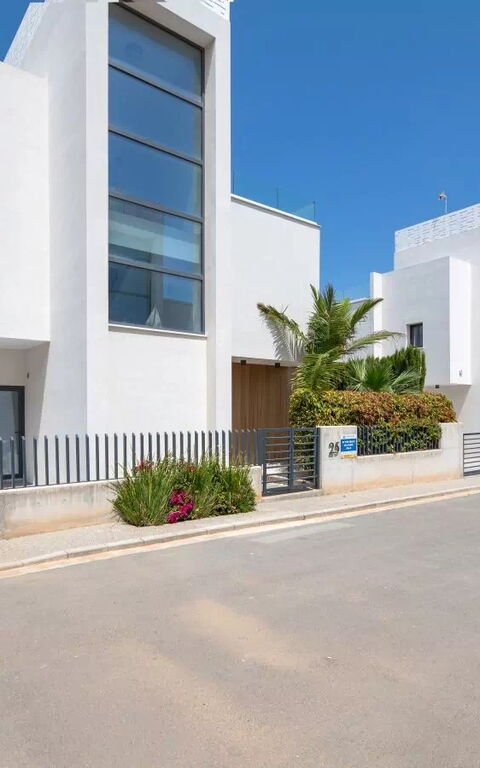 By the Beach - Sea Pearl Villa: Haupteingang