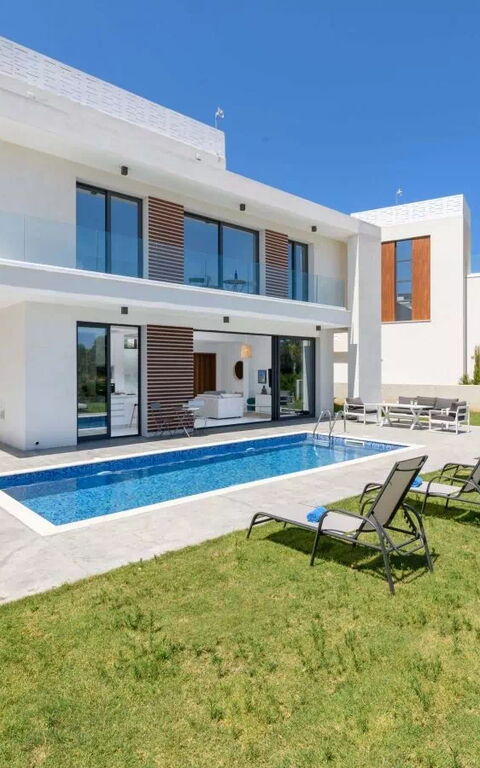 By the Beach - White Coral Villa: Außen, Draussen, Garten, Schwimmbad