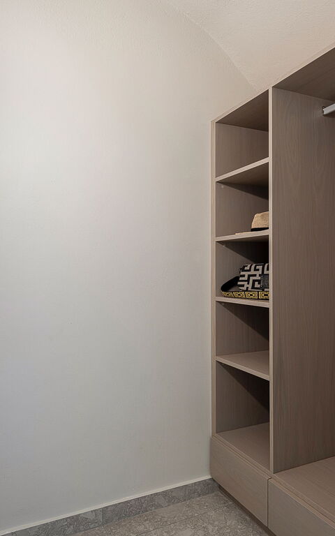 Ares Luxurious Residence: Schlafzimmer