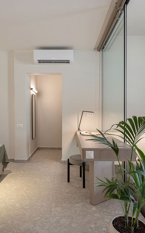 Ares Luxurious Residence: Schlafzimmer