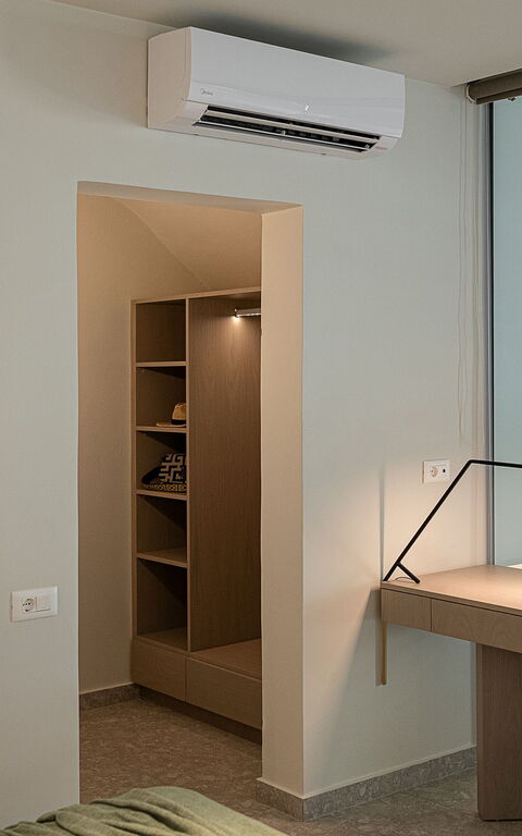 Ares Luxurious Residence: Schlafzimmer
