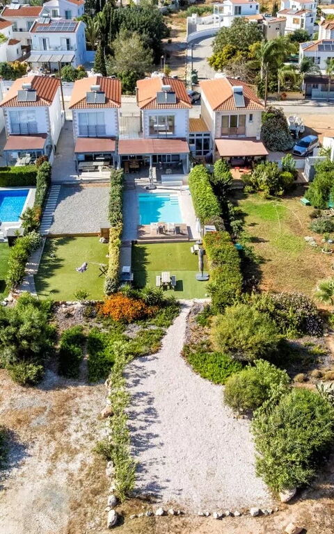 Aya Thekla Beach House: Ansichten
