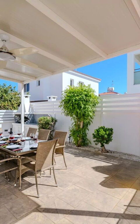 Ayia Triada Beach Gardens: Außen, Balkon / Terrasse / Patio, Draussen