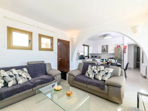Kymma Seaview #24