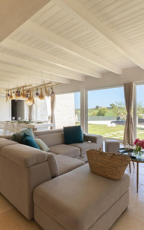 Villa Calanthia: Wohnzimmer