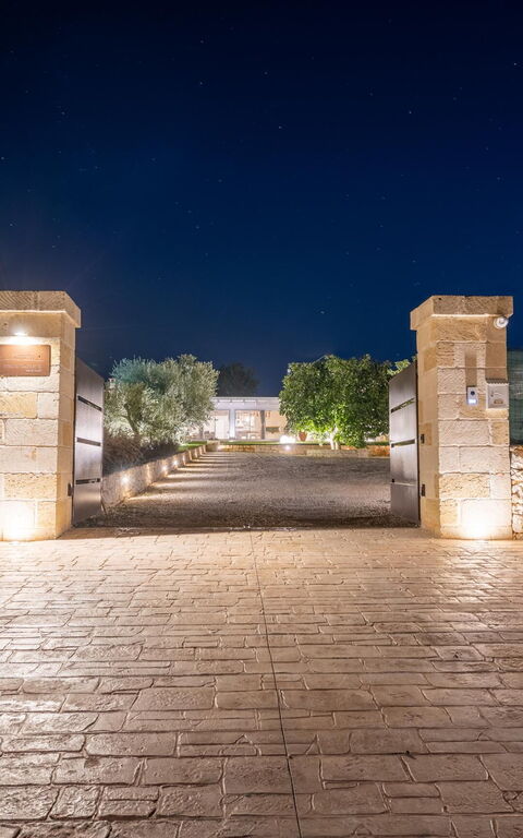 Villa Calanthia: Haupteingang