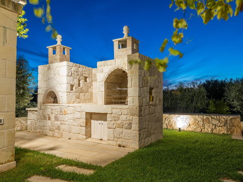 Villa Icaria
