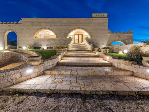 Villa Icaria