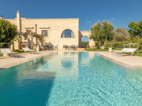 Villa Icaria