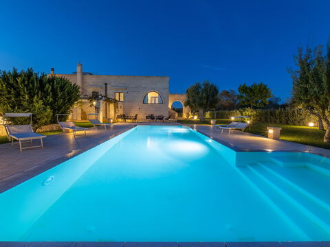 Villa Icaria