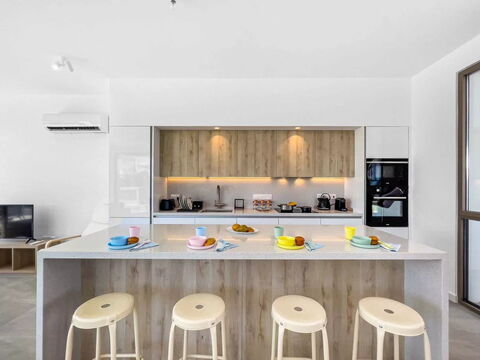 Azure Seaview- Garnet Villa