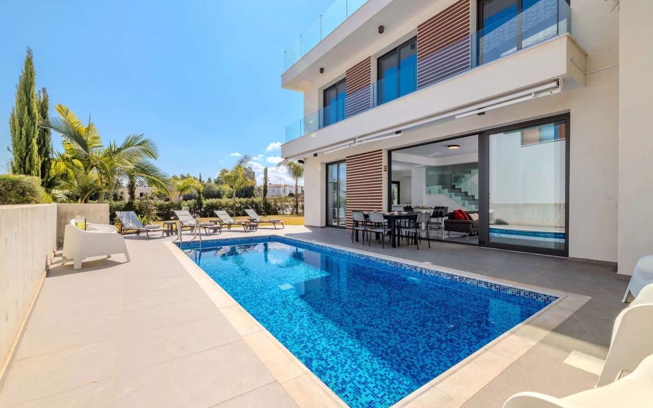 By the Beach - Aura Villa: Außen, Draussen, Schwimmbad