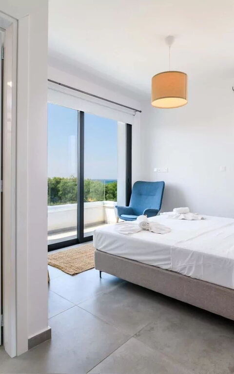 By the Beach - Blue Topaz Villa: Schlafzimmer