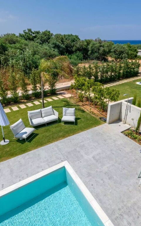 By the Beach - Blue Topaz Villa: Außen, Draussen, Garten, Schwimmbad