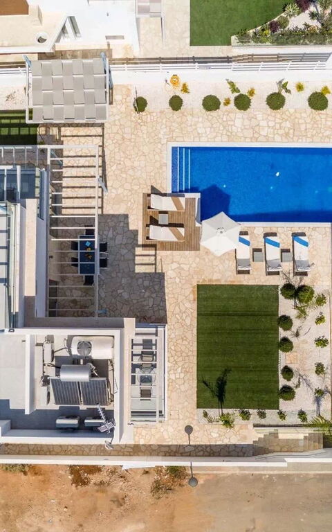 Mylos Lifestyle Seaview Villa #21: Ansichten, Schwimmbad