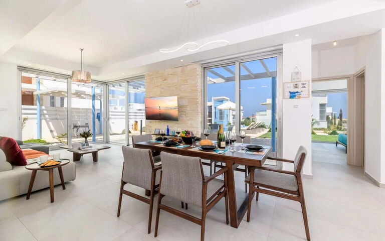 Mylos Lifestyle Seaview Villa #21: Esszimmer, Wohnzimmer