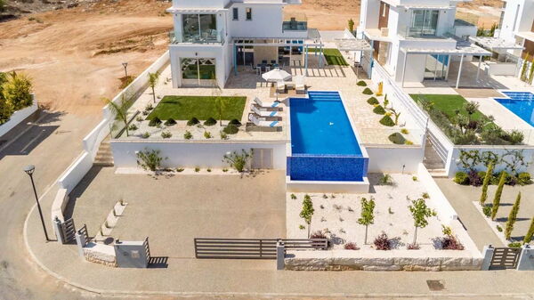 Mylos Lifestyle Seaview Villa #21: Schwimmbad