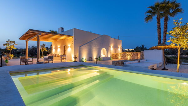 Villa Panacea: Außen, Draussen, Schwimmbad