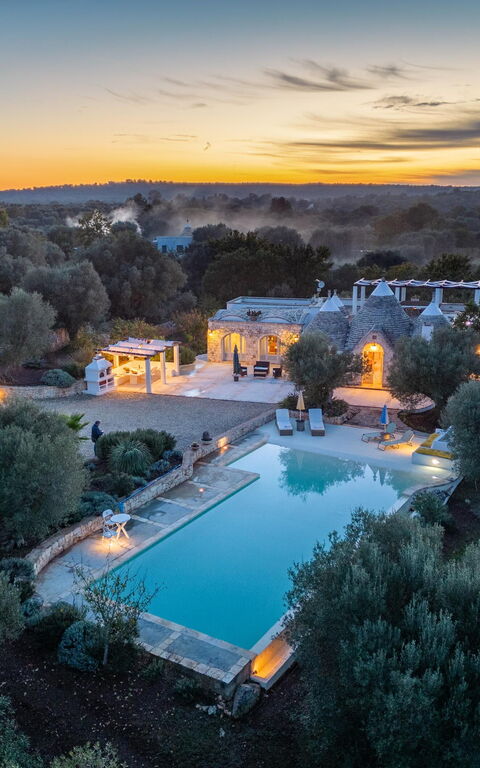 Sentiero della Valle: Ansichten, Garten, Schlafzimmer, Schwimmbad
