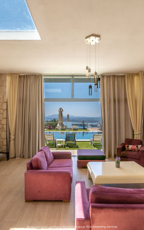 Villa Kastraki: Wohnzimmer