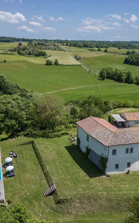 Villa a Casa di Giovanni: Ansichten, Schwimmbad