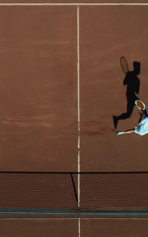 Villen mit Sportplatz