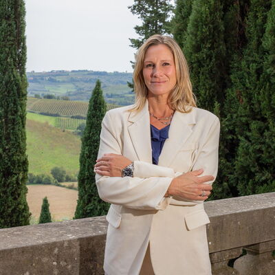 Valentina Nardi, ORGANISATION VON VERANSTALTUNGEN UND DIENSTLEISTUNGEN