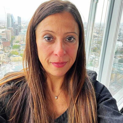 Daniela Suppa, KOMMERZIELLE KUNDENBETREUUNG