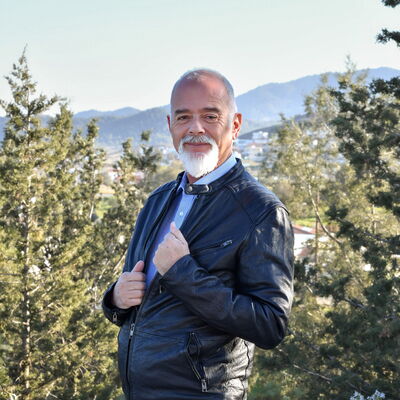 Nicos Theodosiou, MARKETING- UND SOCIAL-MEDIA-MANAGER